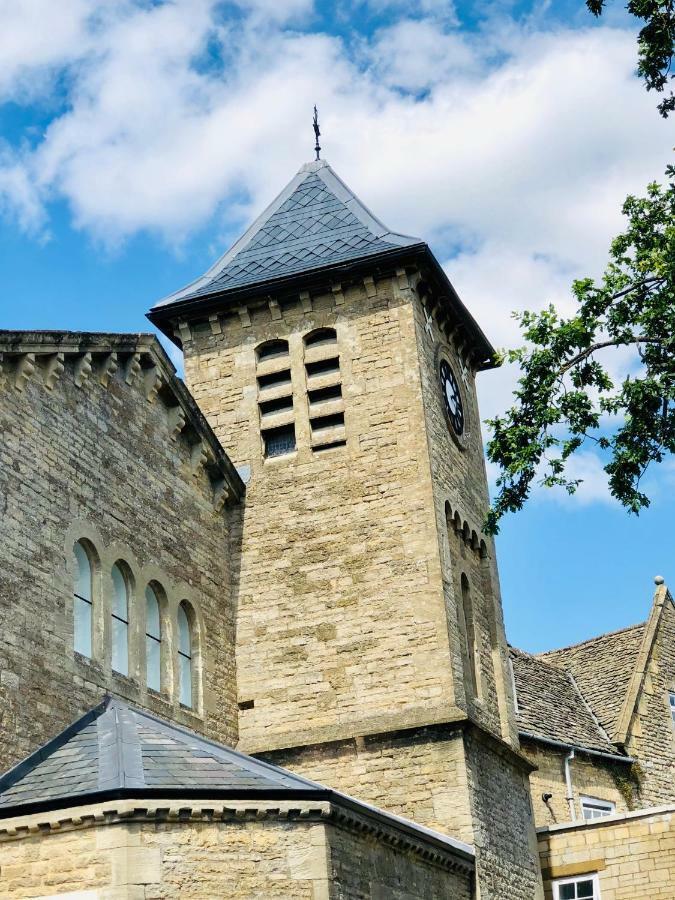The Clock Tower Stow Daire Dış mekan fotoğraf
